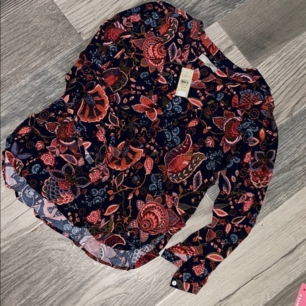 LOFT NWT long sleeved shirt with buttons black floral womens XX small pe…